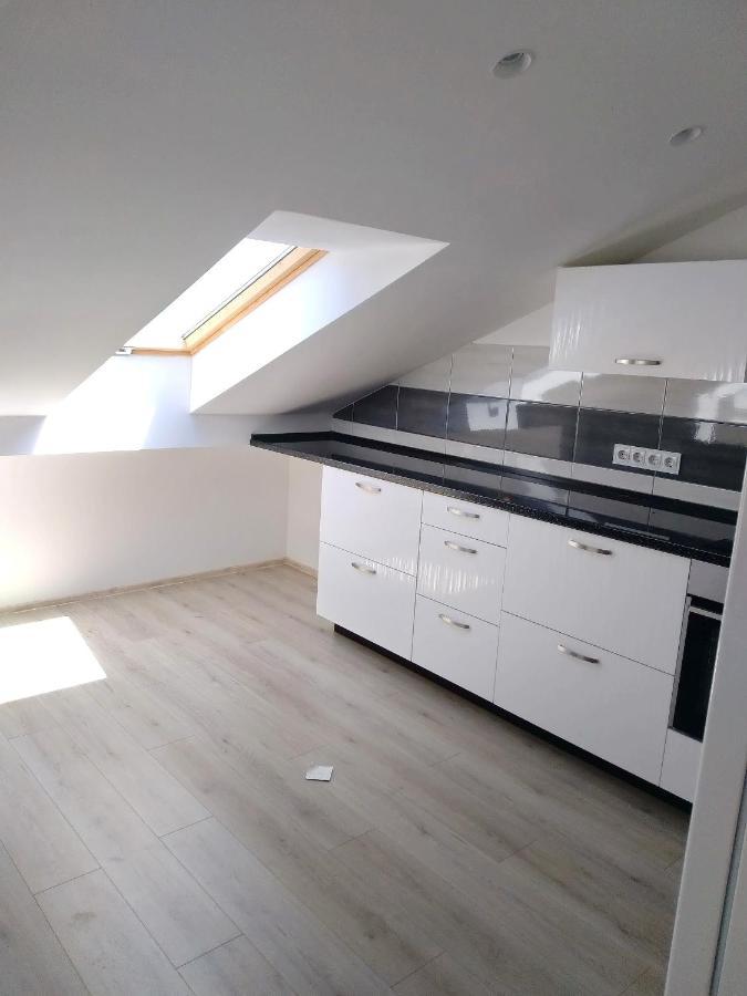 Apartments Bezek Trstenik  Eksteriør bilde